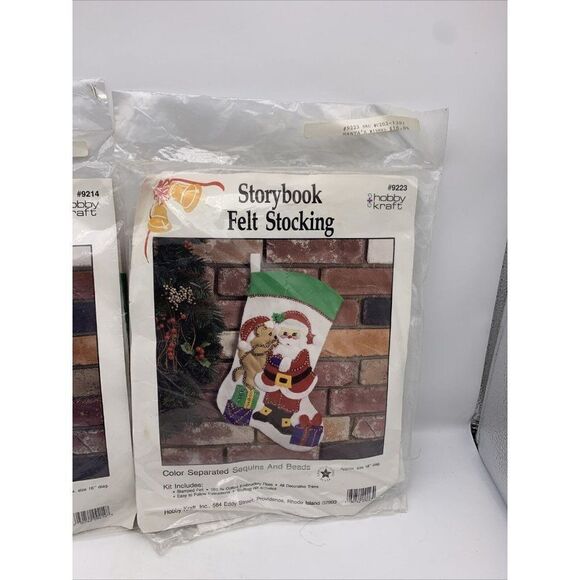 Hobby Kraft Storybook Felt Christmas Stocking Kit - Picture 3 of 7